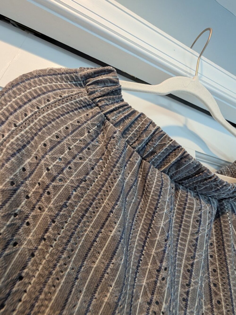 Gorgeous Grey LuLaRoe Poppy Skirt - Picture 5 of 8